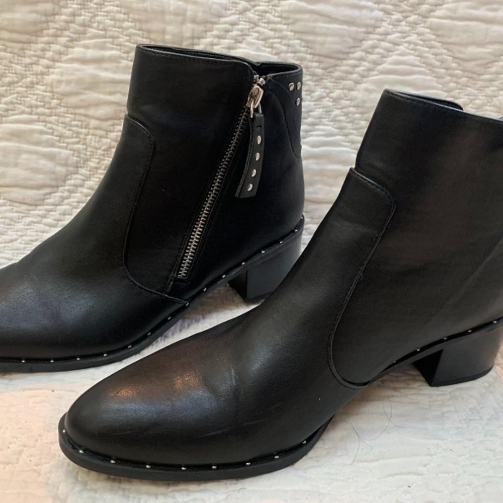 Fergalicious Black Bootie with studs SZ 9